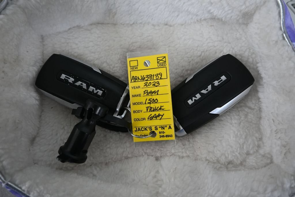 Used 2023 RAM 1500 Laramie AWD/4WD image 29