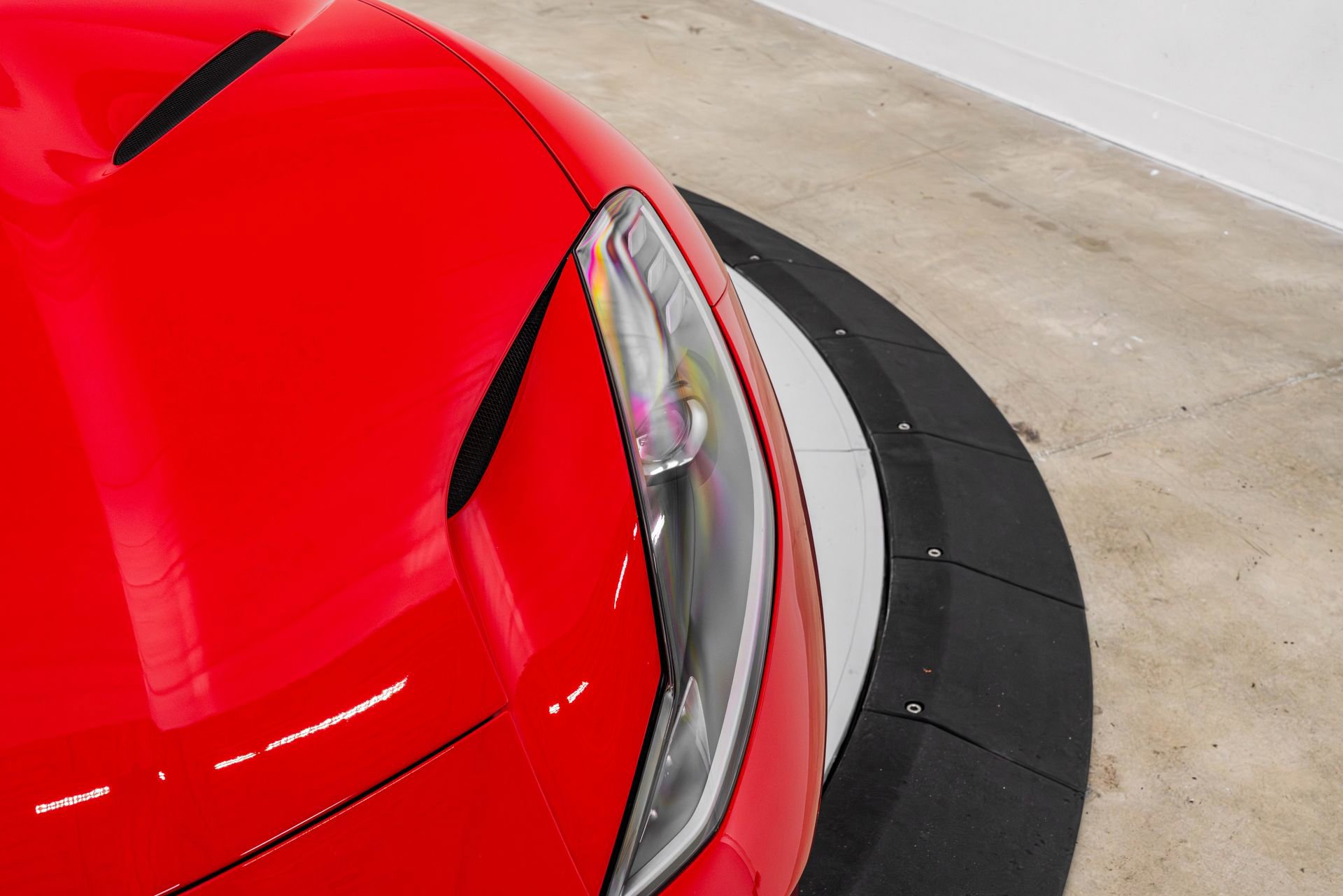 Certified 2020 Ferrari 812 Superfast RWD image 45