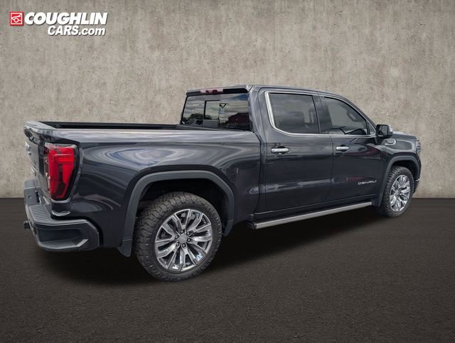 Used 2023 GMC Sierra 1500 Denali w/ Denali Reserve Package AWD/4WD image 8