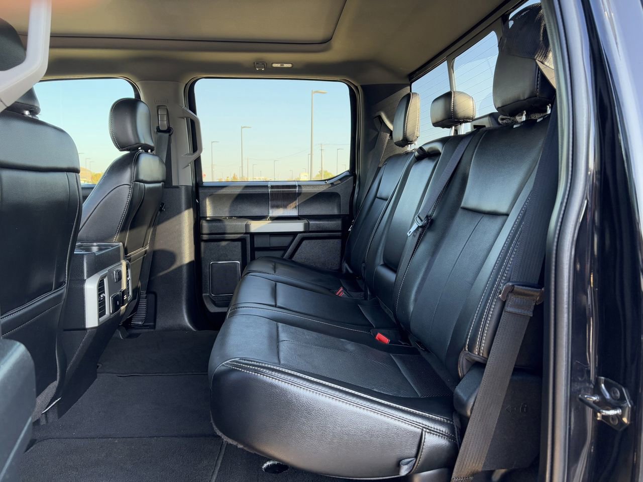 Used 2020 Ford F250 Lariat w/ Tremor Off-Road Package image 32