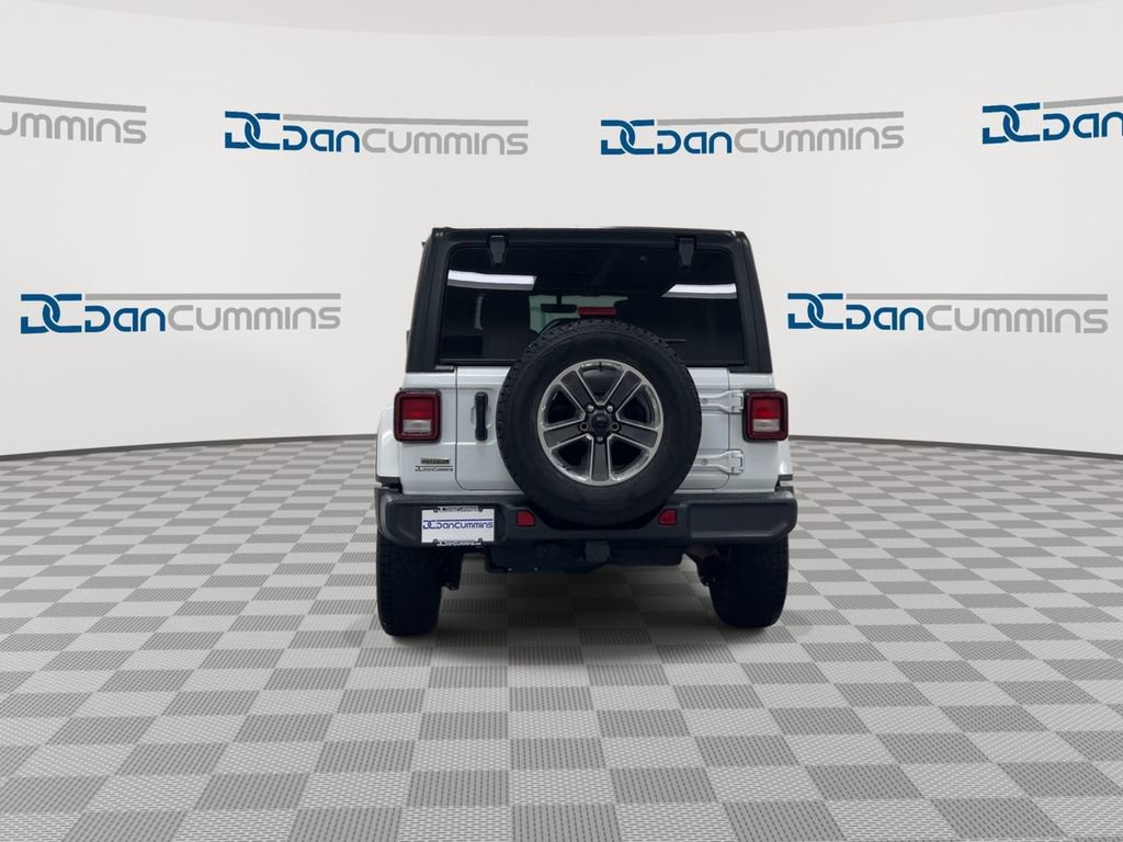 Used 2022 Jeep Wrangler Unlimited Sahara w/ Cold Weather Group image 7
