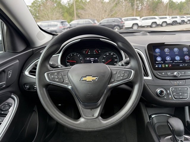 Used 2024 Chevrolet Malibu LT image 18