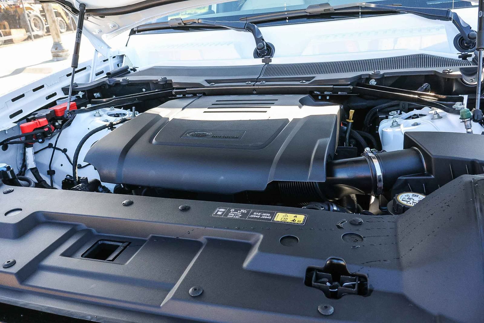 Certified 2026 Land Rover Defender 110 S AWD/4WD image 34