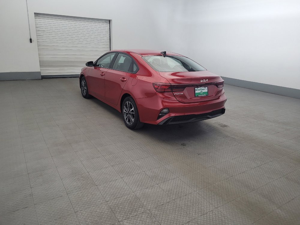 Used 2023 Kia Forte LXS w/ LXS Technology Package FWD image 5