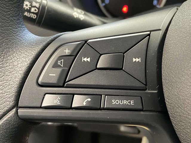 New 2025 Nissan Kicks Play S image 18
