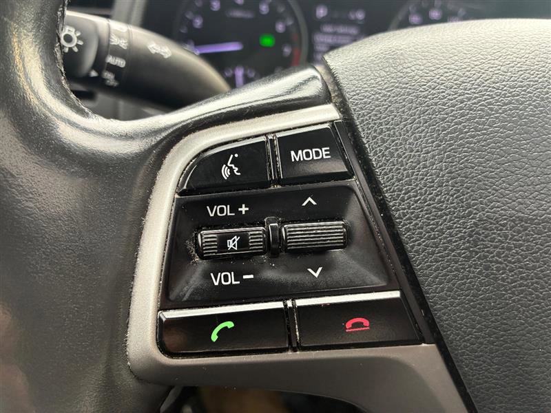 Used 2018 Hyundai Elantra Value Edition FWD image 16
