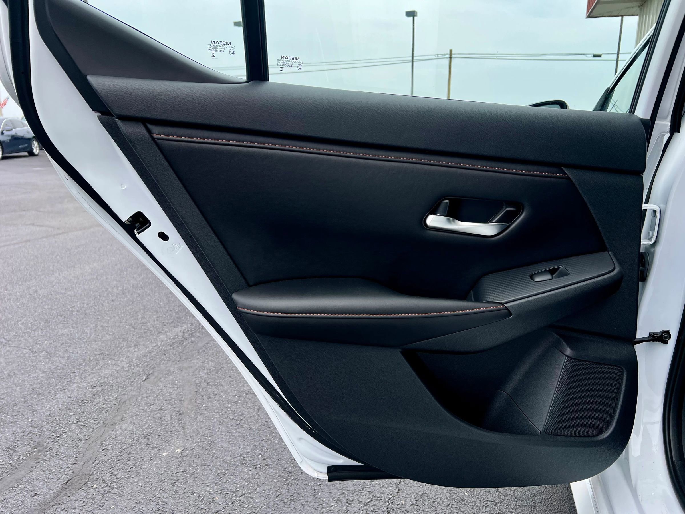 Used 2023 Nissan Sentra SR w/ SR Premium Package image 33