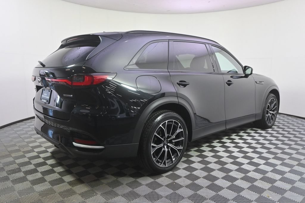Certified 2025 MAZDA CX-70 Plug-In Hybrid w/ Premium Plus AWD/4WD image 7