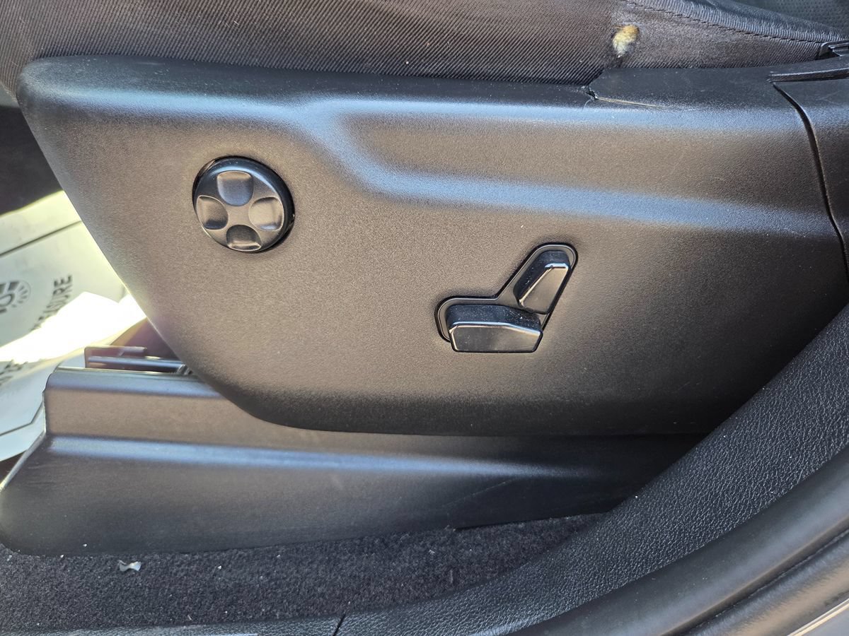 Used 2020 Jeep Grand Cherokee Altitude RWD image 35