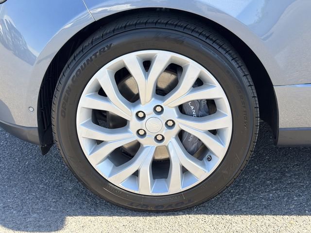 Used 2021 Land Rover Range Rover P525 Westminster Edition image 32