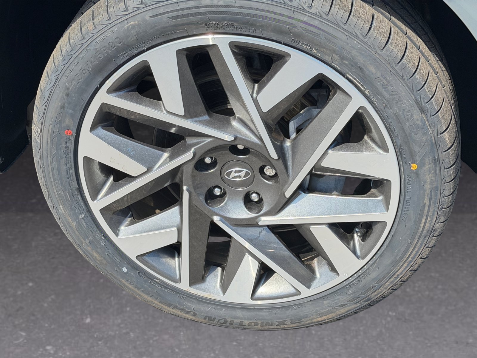 Used 2023 Hyundai Santa Fe Calligraphy AWD/4WD image 7