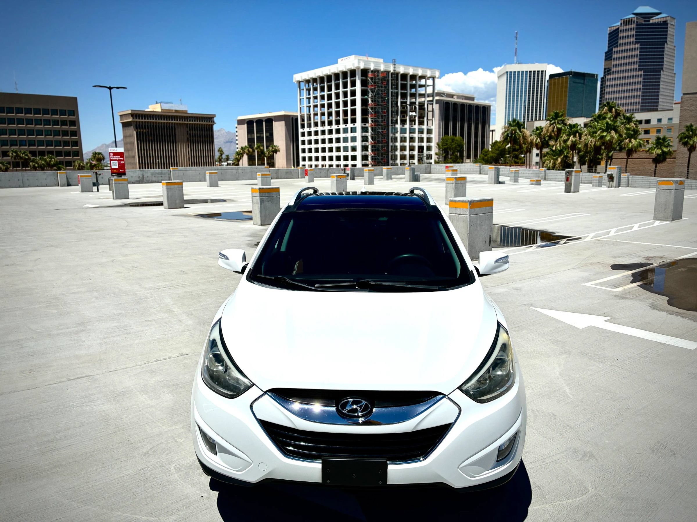 Used 2015 Hyundai Tucson Limited w/ Option Group 03 AWD/4WD image 2
