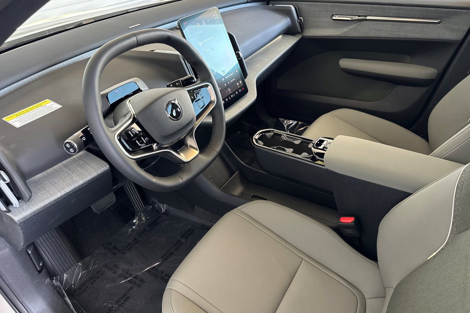 New 2026 Volvo EX30 Plus w/ Climate Package image 13