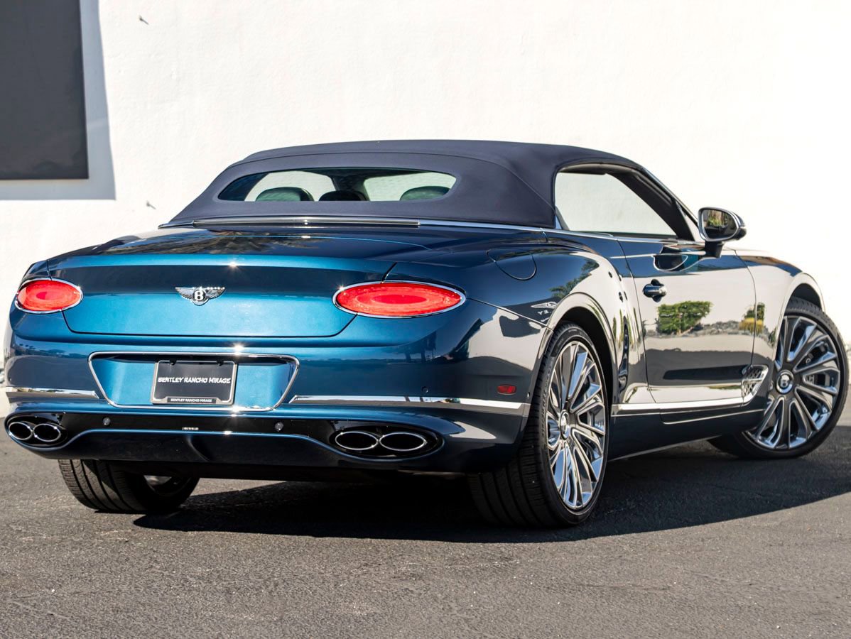 Used 2024 Bentley Continental GT Mulliner AWD/4WD image 13