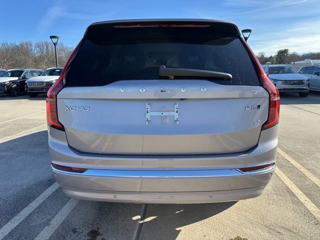New 2026 Volvo XC90 B6 Plus image 6