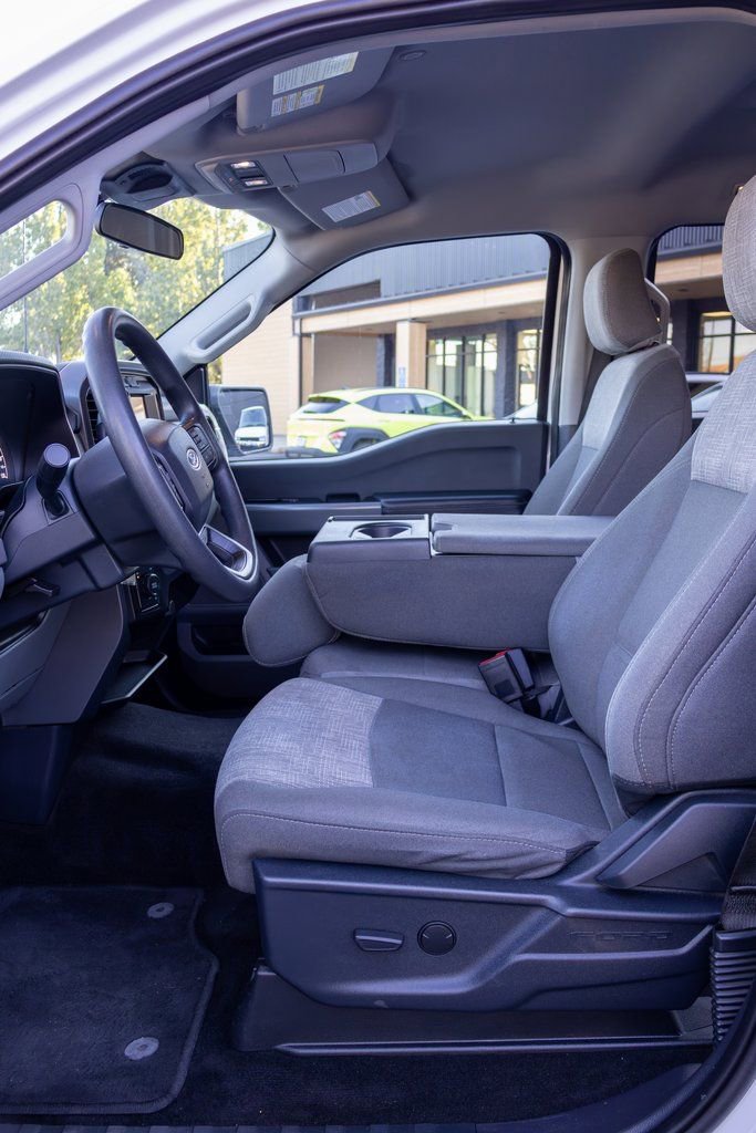 Used 2023 Ford F150 XLT w/ Trailer Tow Package image 15