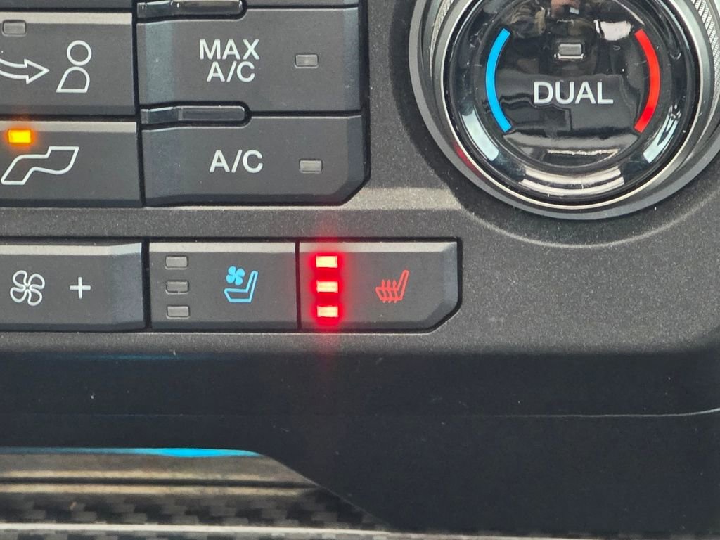 Used 2020 Ford F150 Raptor w/ Equipment Group 802A Luxury image 16