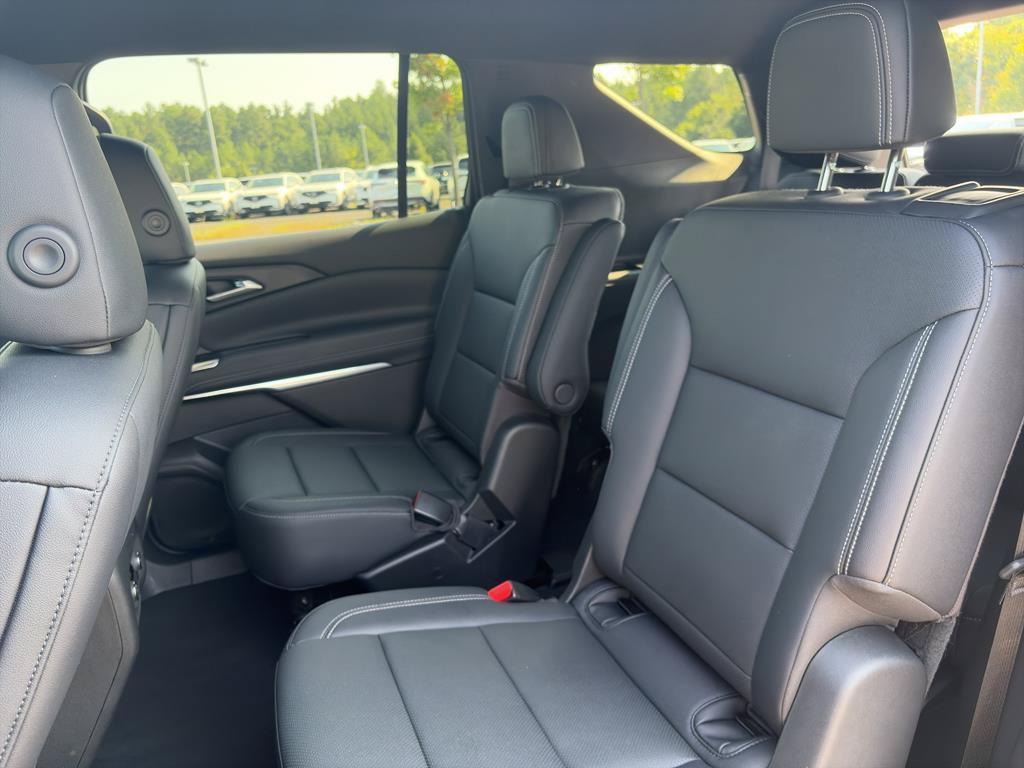 Certified 2026 Chevrolet Traverse LT AWD/4WD image 21