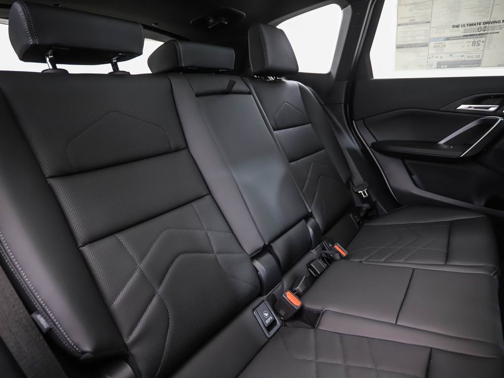 Certified 2025 BMW X1 xDrive28i w/ Premium Package image 28