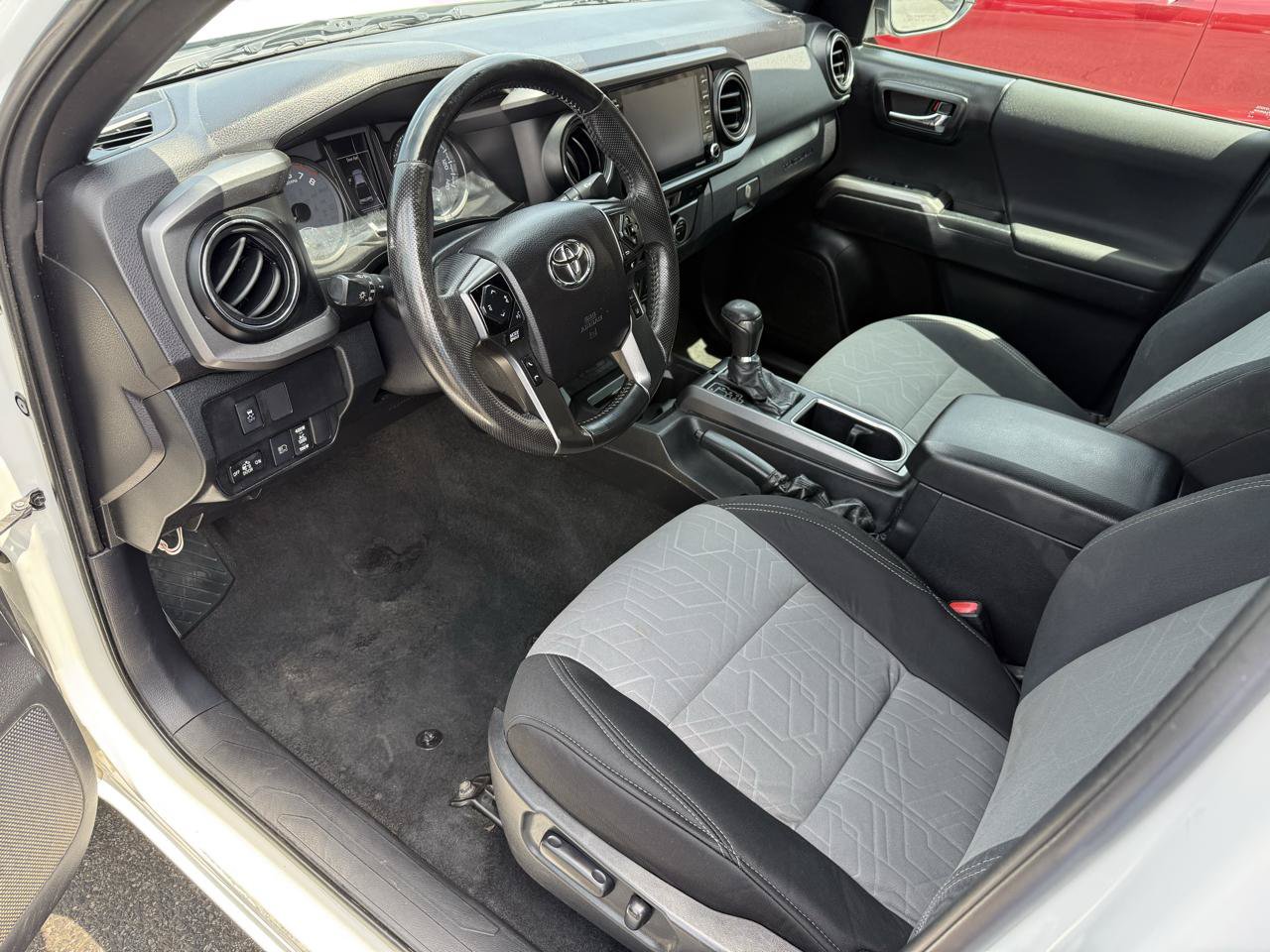 Used 2021 Toyota Tacoma TRD Off-Road RWD image 13