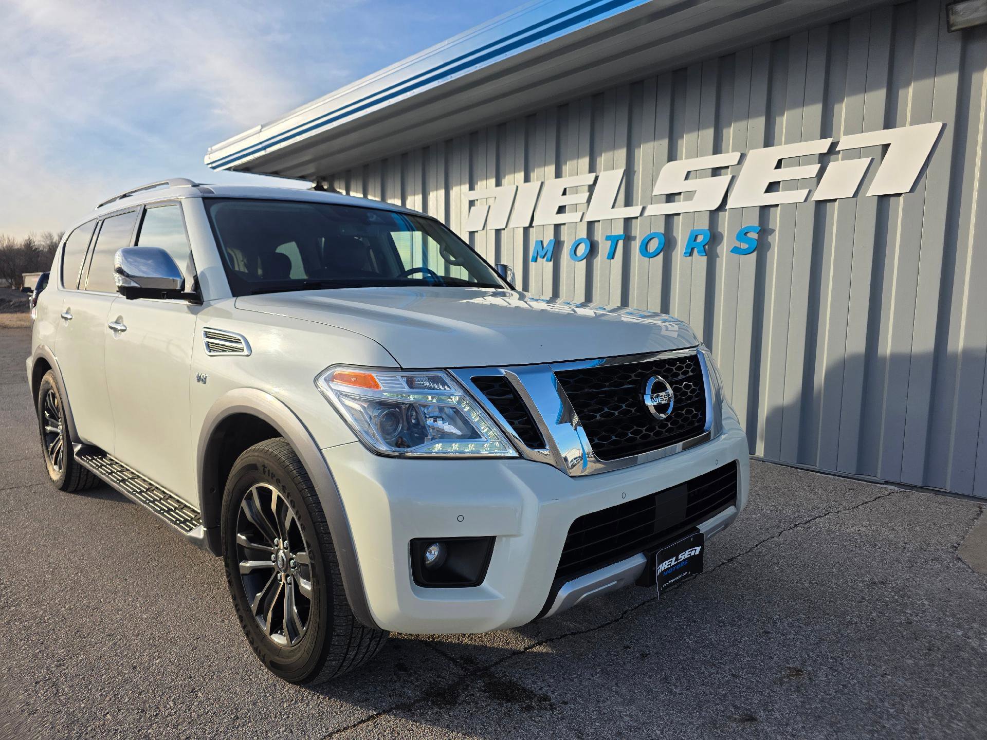 Used 2018 Nissan Armada Platinum image 4