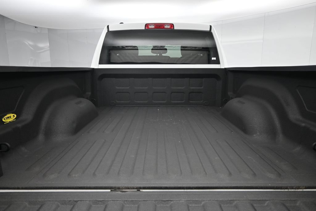 Used 2016 RAM 1500 Express AWD/4WD image 26