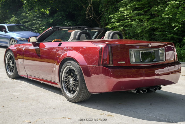 Used 2006 Cadillac XLR RWD image 6