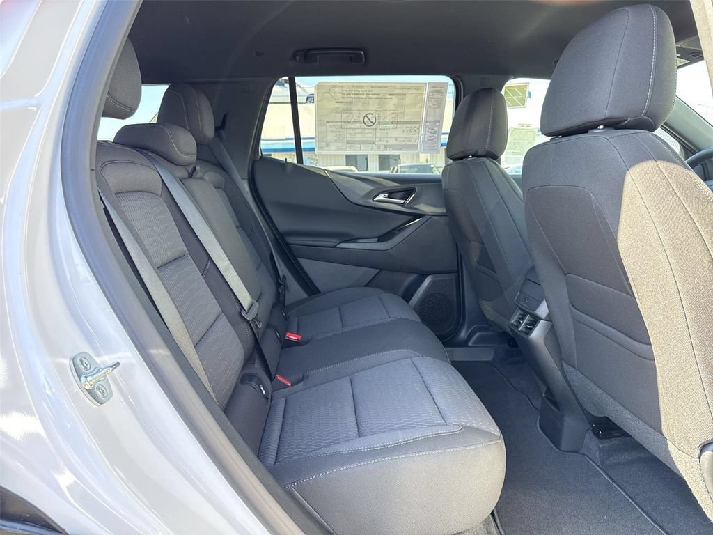 New 2026 Chevrolet Equinox LT AWD/4WD image 30