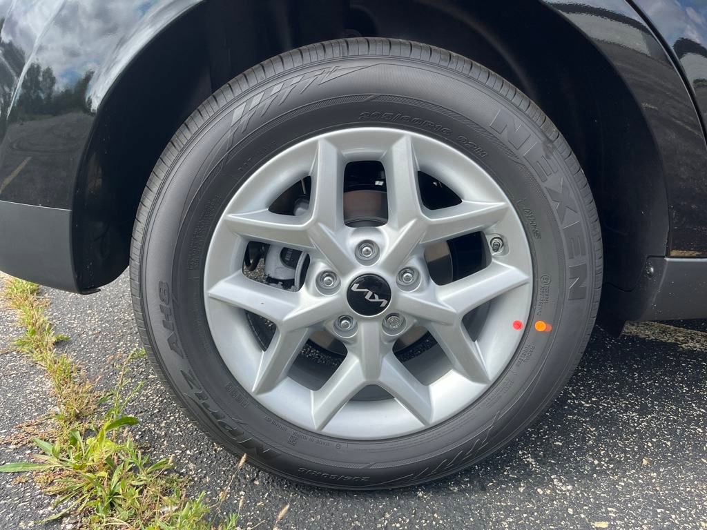 New 2025 Kia Soul S image 12