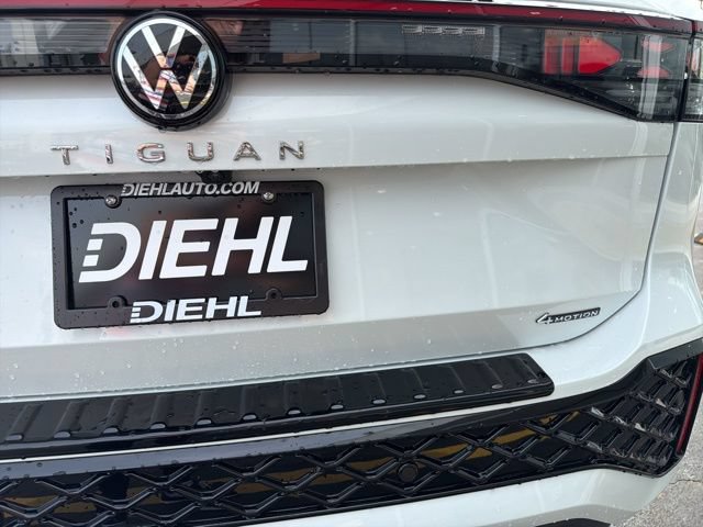 New 2026 Volkswagen Tiguan SEL R-Line AWD/4WD image 20