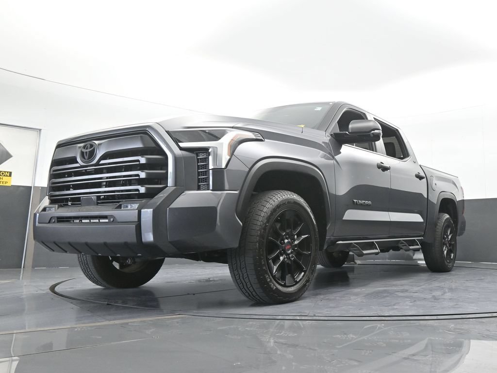 Used 2025 Toyota Tundra SR5 w/ SR5 Convenience Package AWD/4WD image 52
