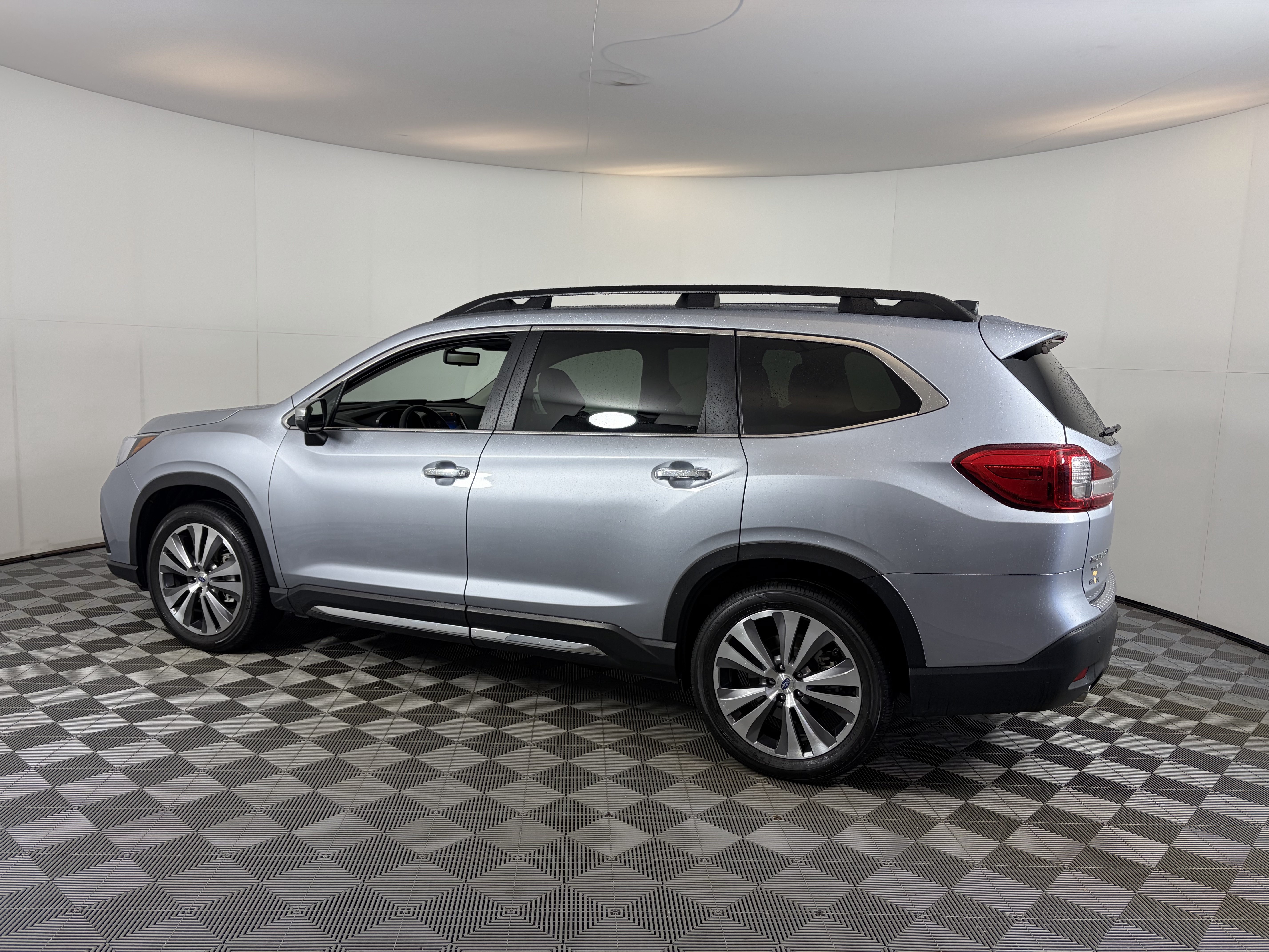 Used 2022 Subaru Ascent Touring AWD/4WD image 9
