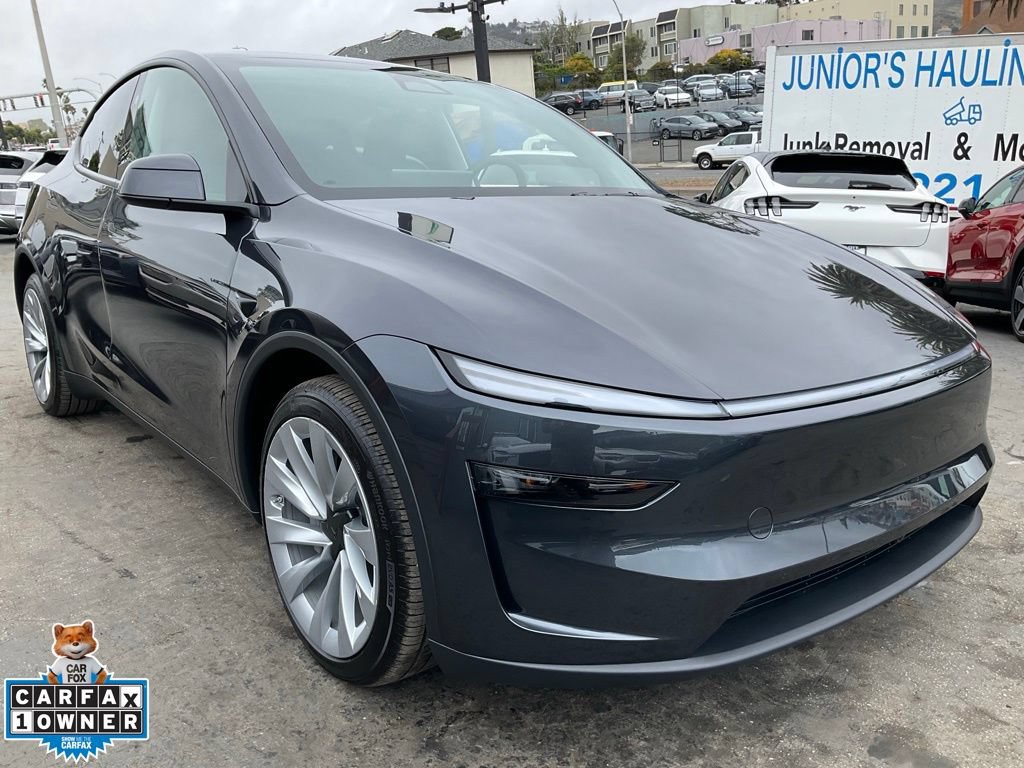 Used 2026 Tesla Model Y AWD image 75