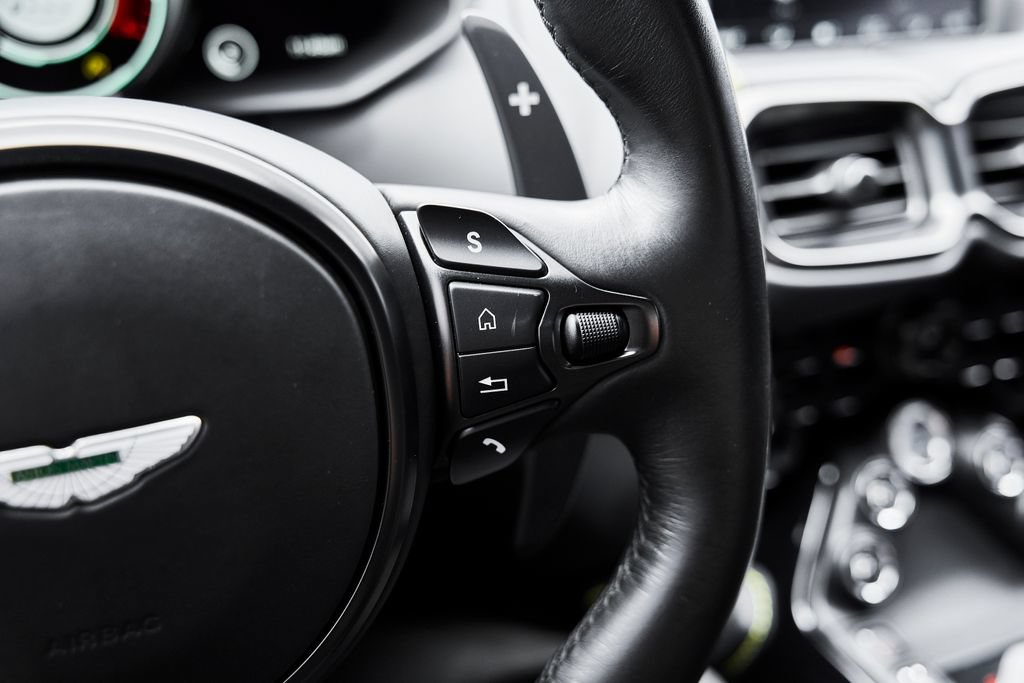 Used 2023 Aston Martin V8 Vantage Coupe RWD image 44