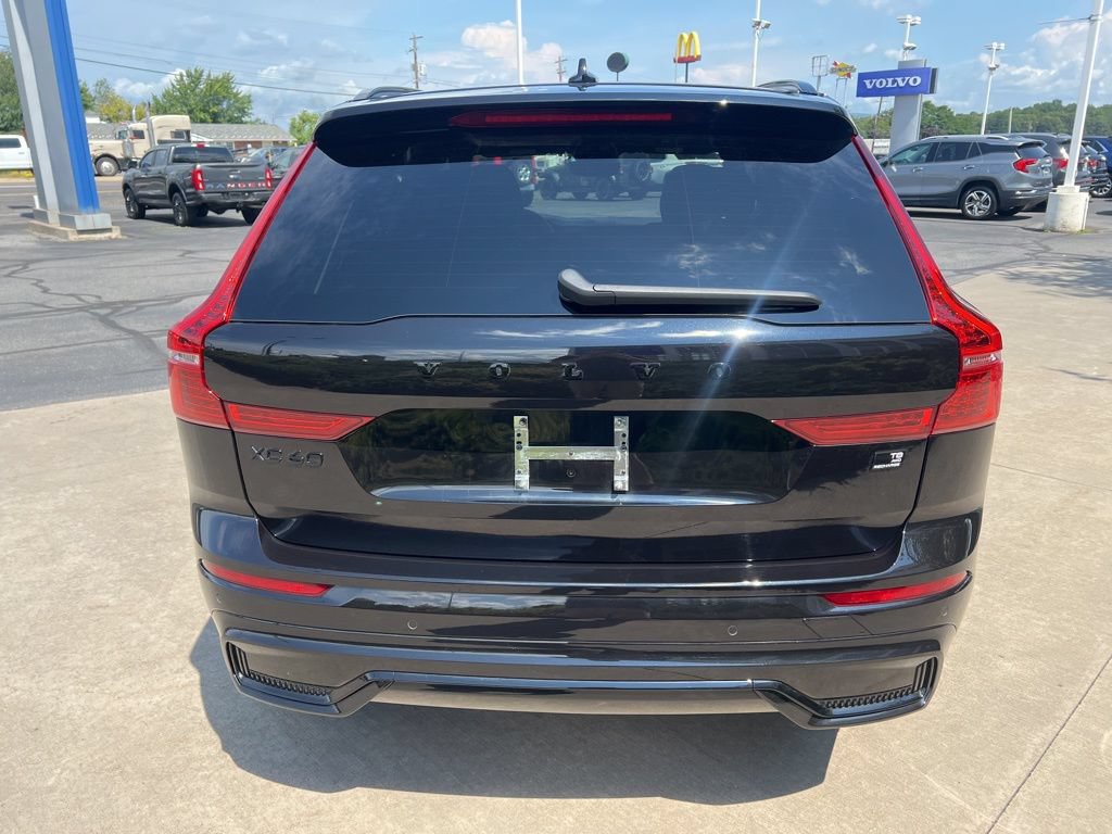 Certified 2024 Volvo XC60 T8 Ultimate w/ Climate Package AWD/4WD image 4