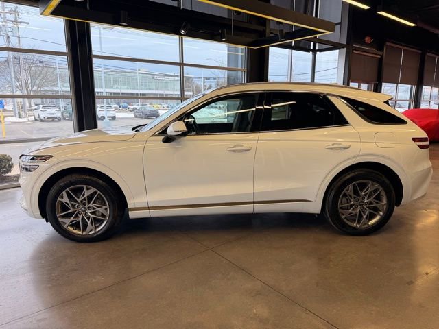 Used 2024 Genesis GV70 2.5T Select w/ Select Package image 3