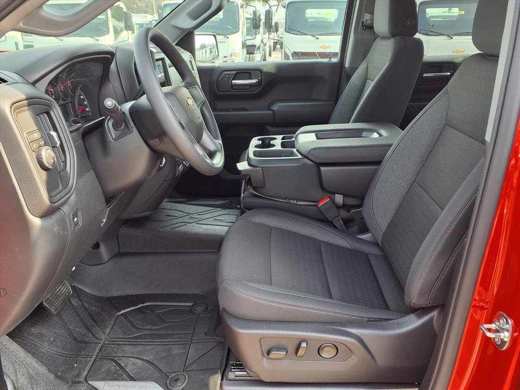 New 2026 Chevrolet Silverado 1500 Custom image 6