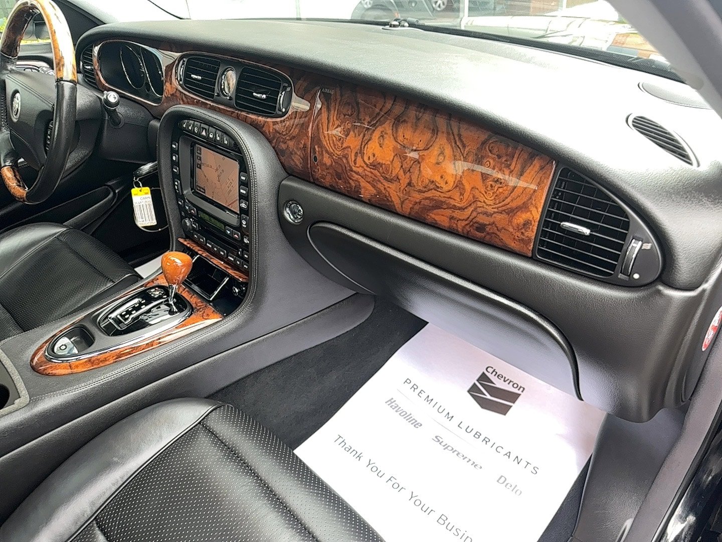 Used 2008 Jaguar XJ8 RWD image 20