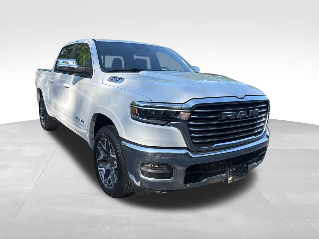 Used 2025 RAM 1500 Laramie image 9