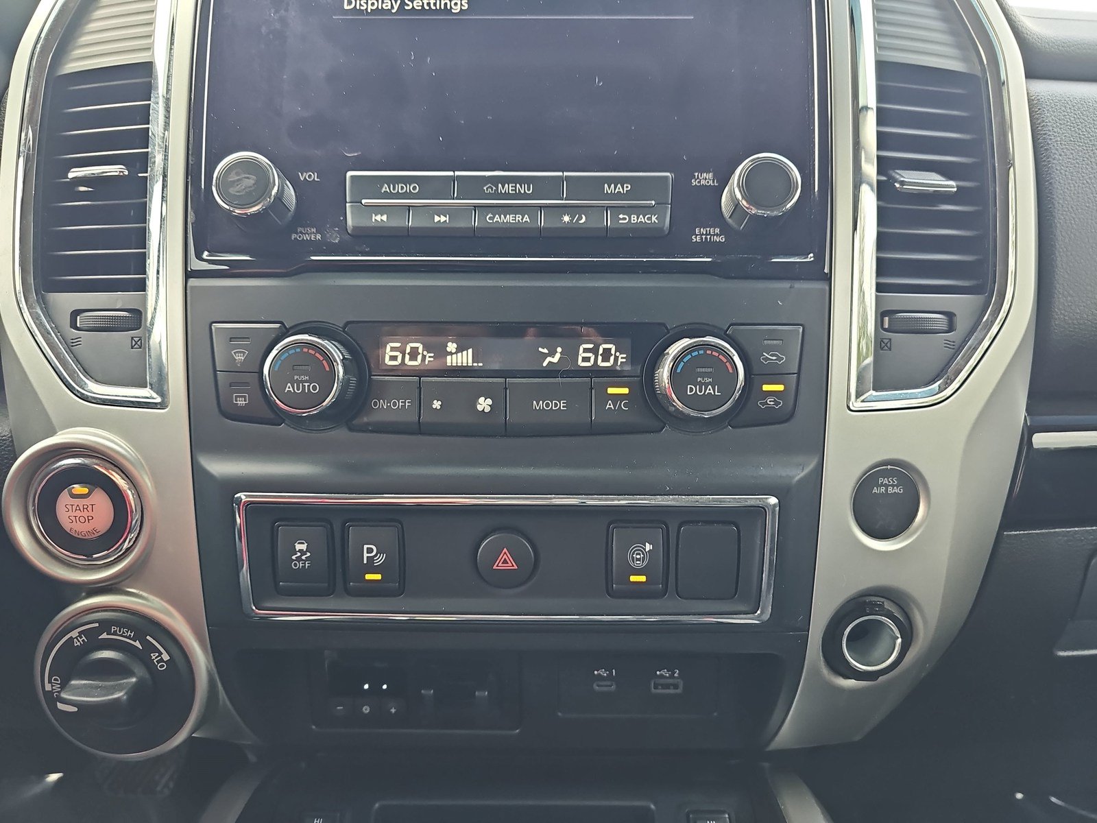 Used 2021 Nissan Titan SV w/ SV Convenience Package AWD/4WD image 35