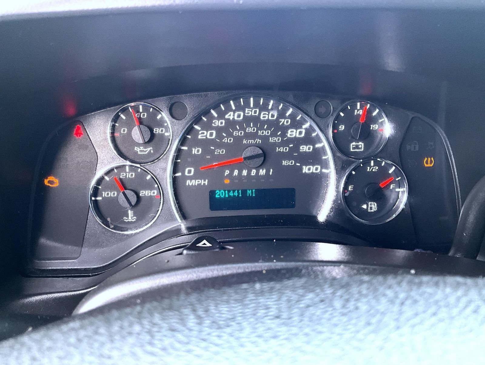 Used 2016 GMC Savana 3500 Extended RWD image 11