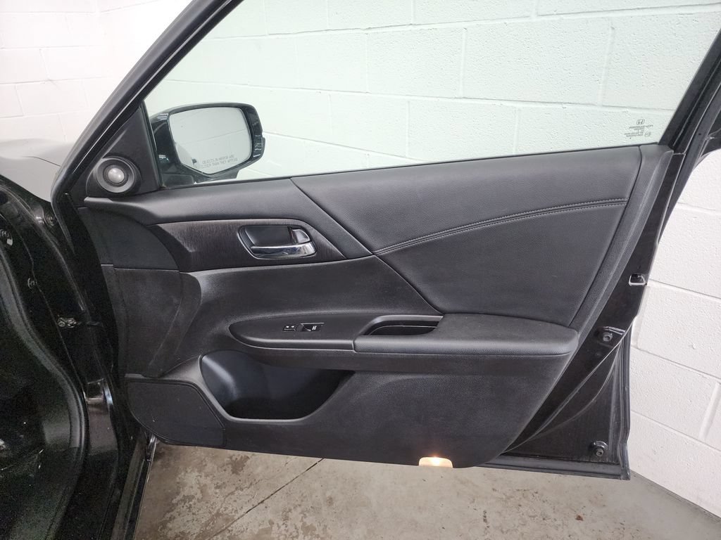 Used 2013 Honda Accord EX-L image 33