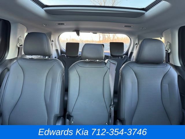 New 2026 Kia Carnival SX Prestige FWD image 32