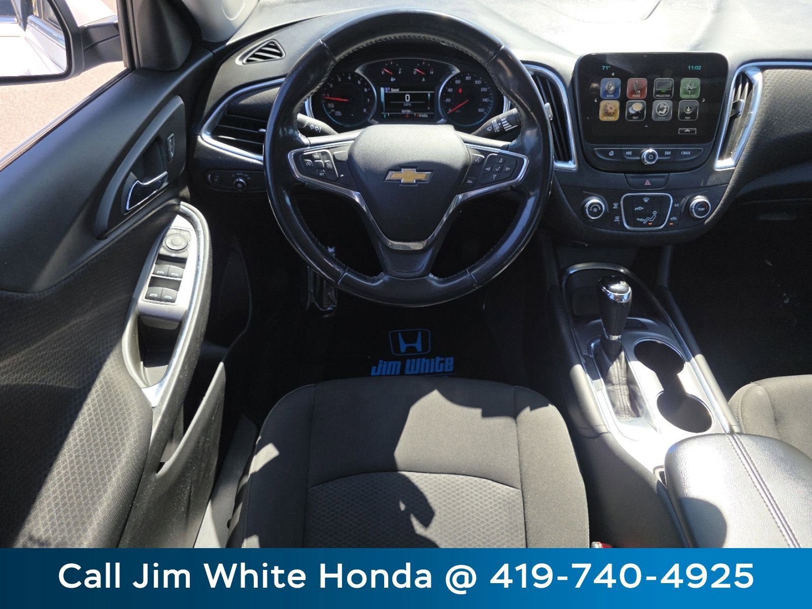 Used 2018 Chevrolet Malibu LT FWD image 23