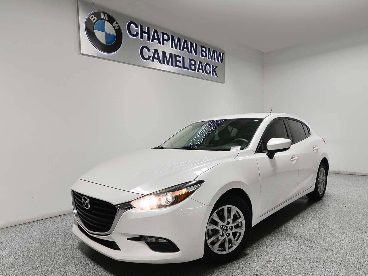 Used 2018 MAZDA MAZDA3 Sport FWD image 1