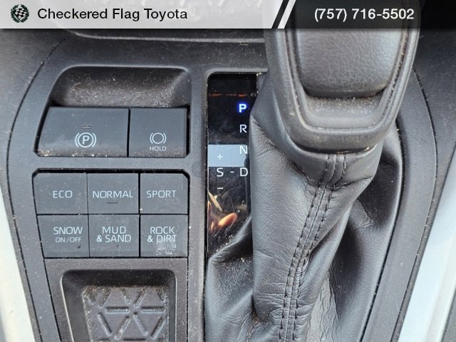 Used 2023 Toyota RAV4 LE image 20
