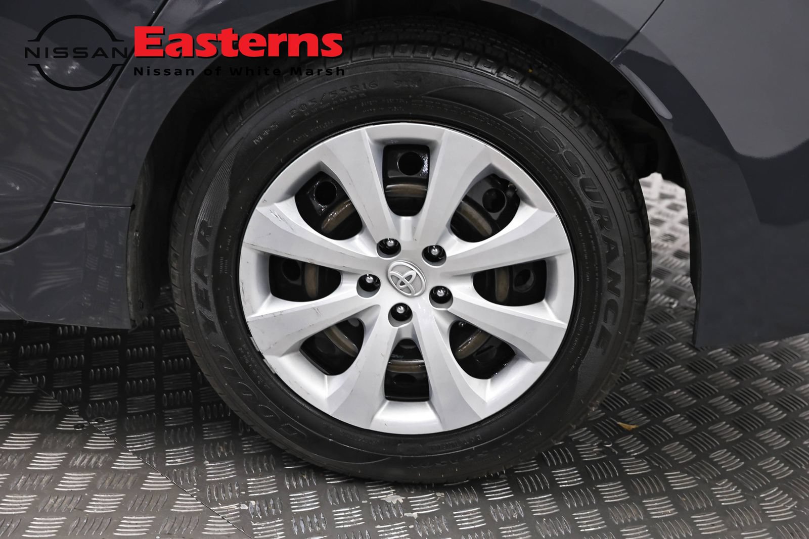 Used 2023 Toyota Corolla LE w/ Carpet Mat Package (TMS) FWD image 28