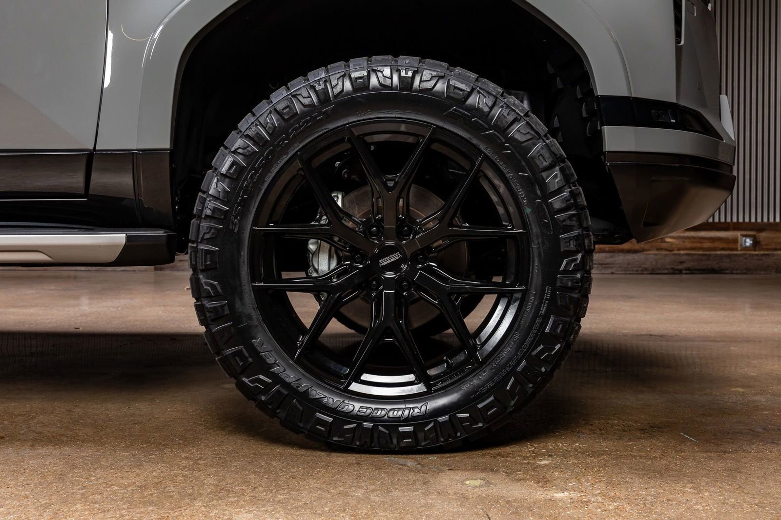 Used 2024 Lexus GX 550 image 12