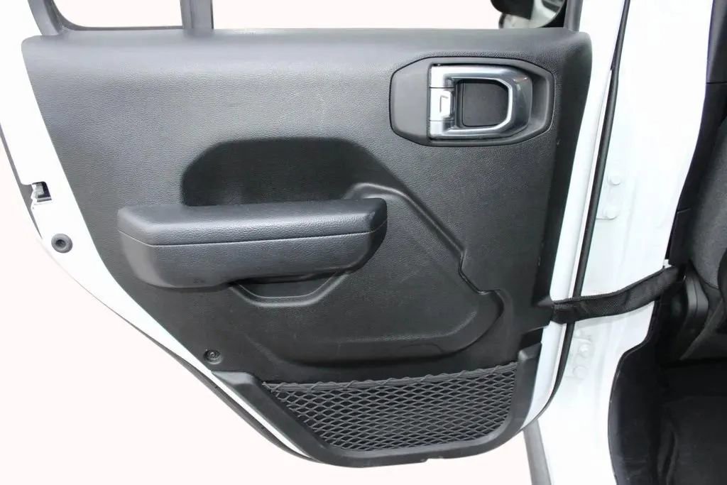 Used 2024 Jeep Wrangler Unlimited Rubicon image 27