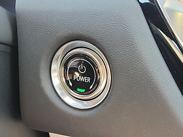 Used 2025 Cadillac Lyriq Luxury RWD image 27